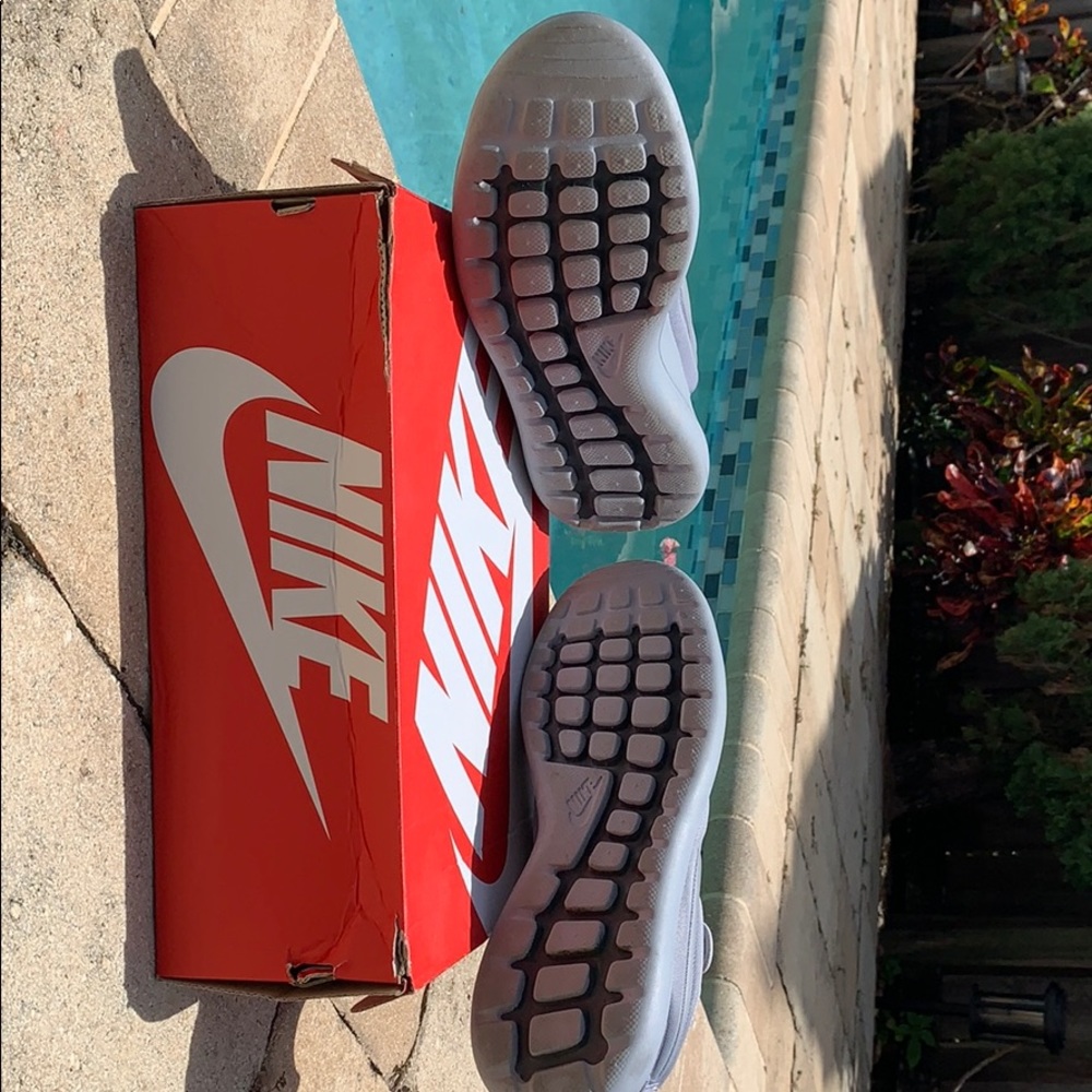Roshe Run Nike sneakers